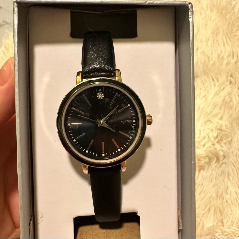 Time and Tru Women’s Black Faux Leather Watch - Picture 3 of 4